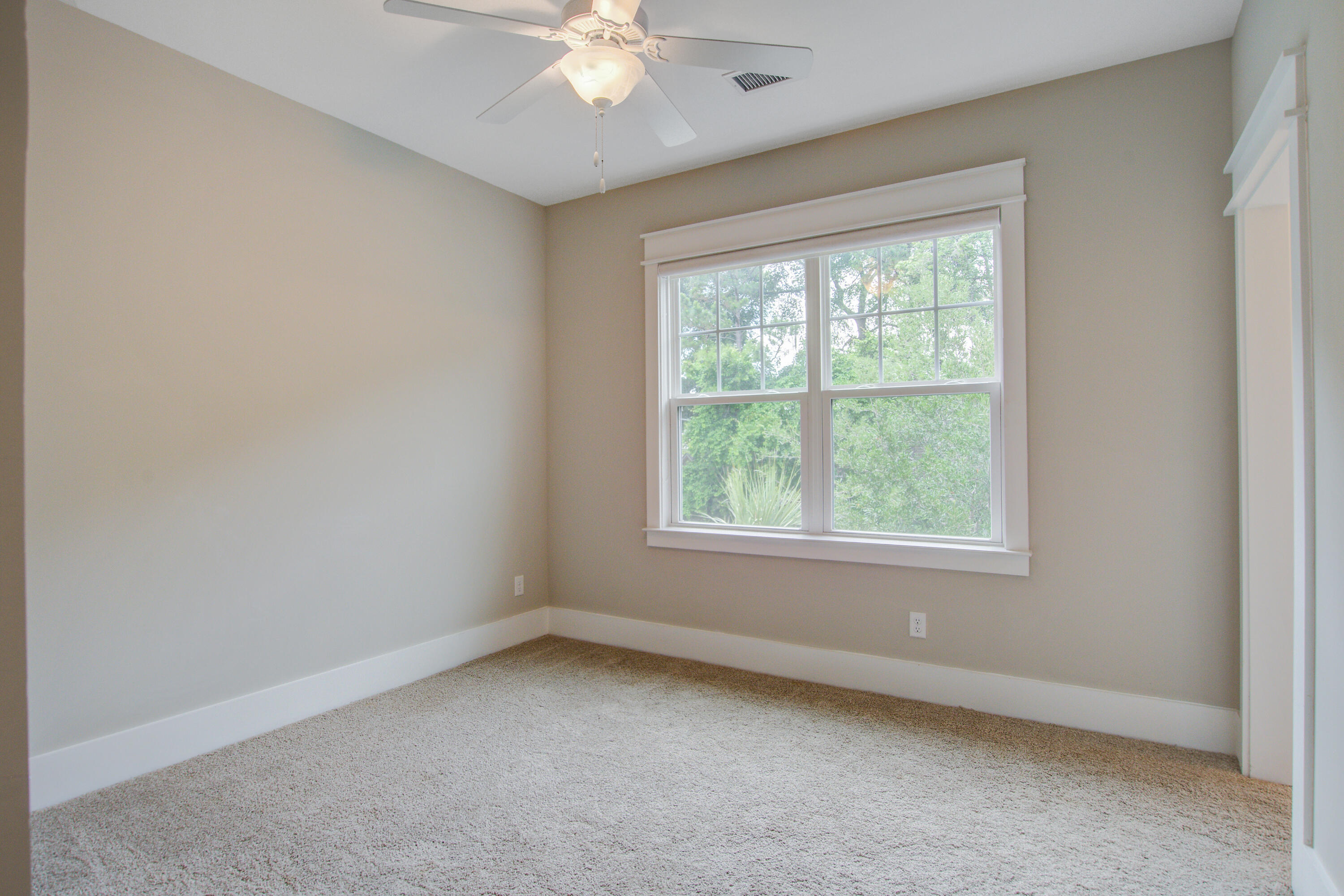 1363 Rivella Drive Mount Pleasant, SC 29464 - Photo 36 of 52 1363 (30)