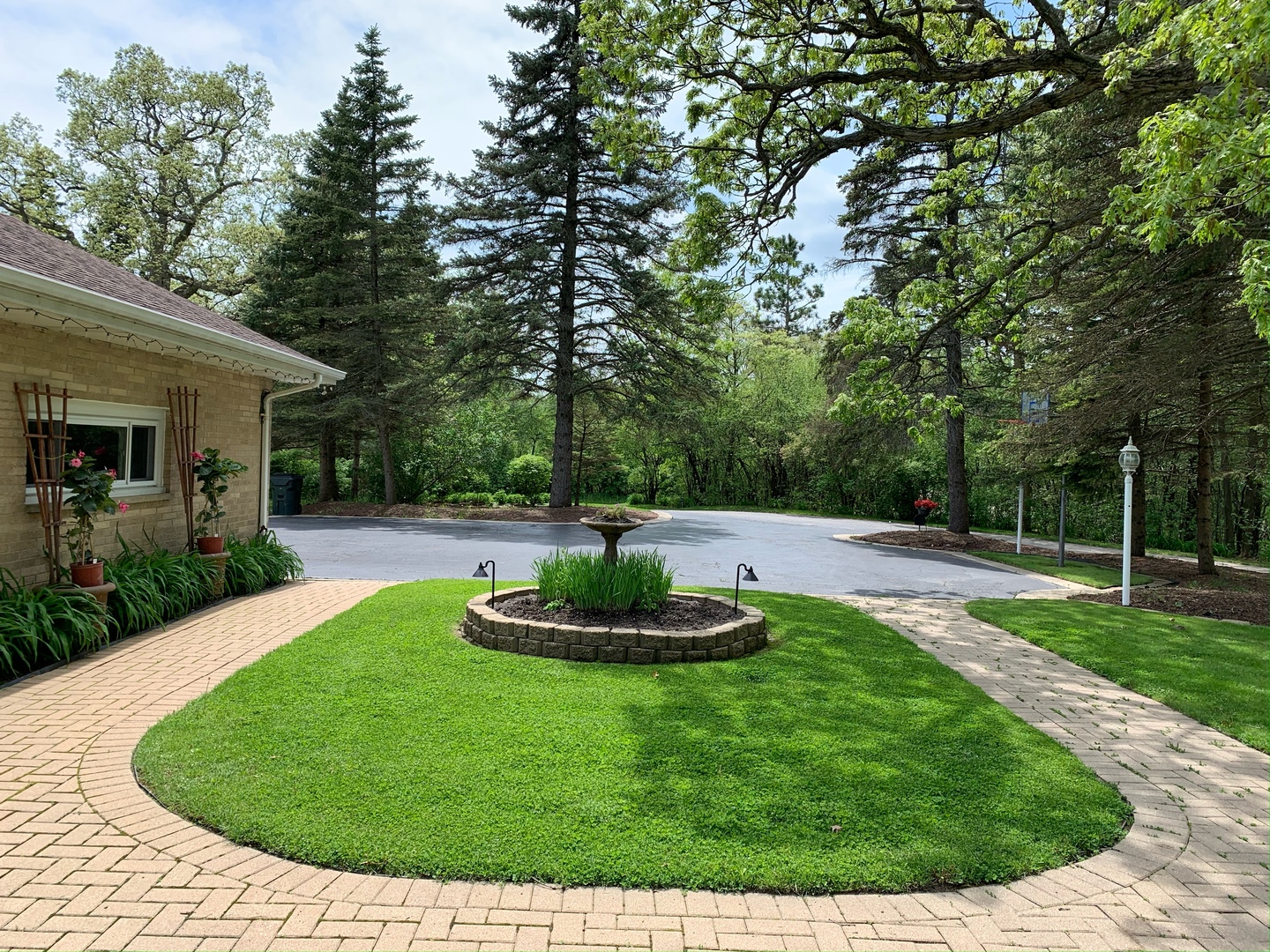 26575 North Fairfield Road Mundelein, IL 60060 - Photo 3 of 35 Gallery Image 3