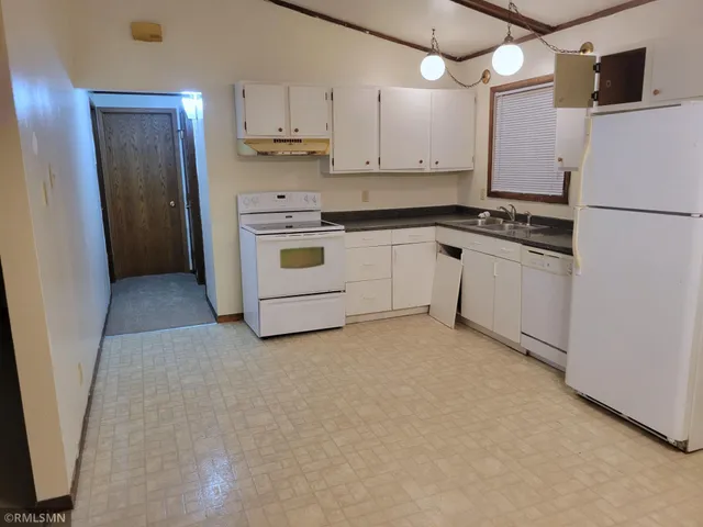 $900 | 921-935 Pearl Street, Unit 2, Prescott, WI 54021