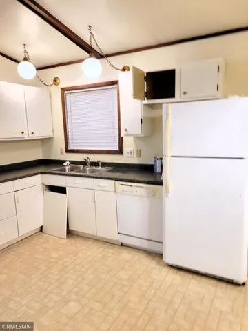 $900 | 921-935 Pearl Street, Unit 2, Prescott, WI 54021