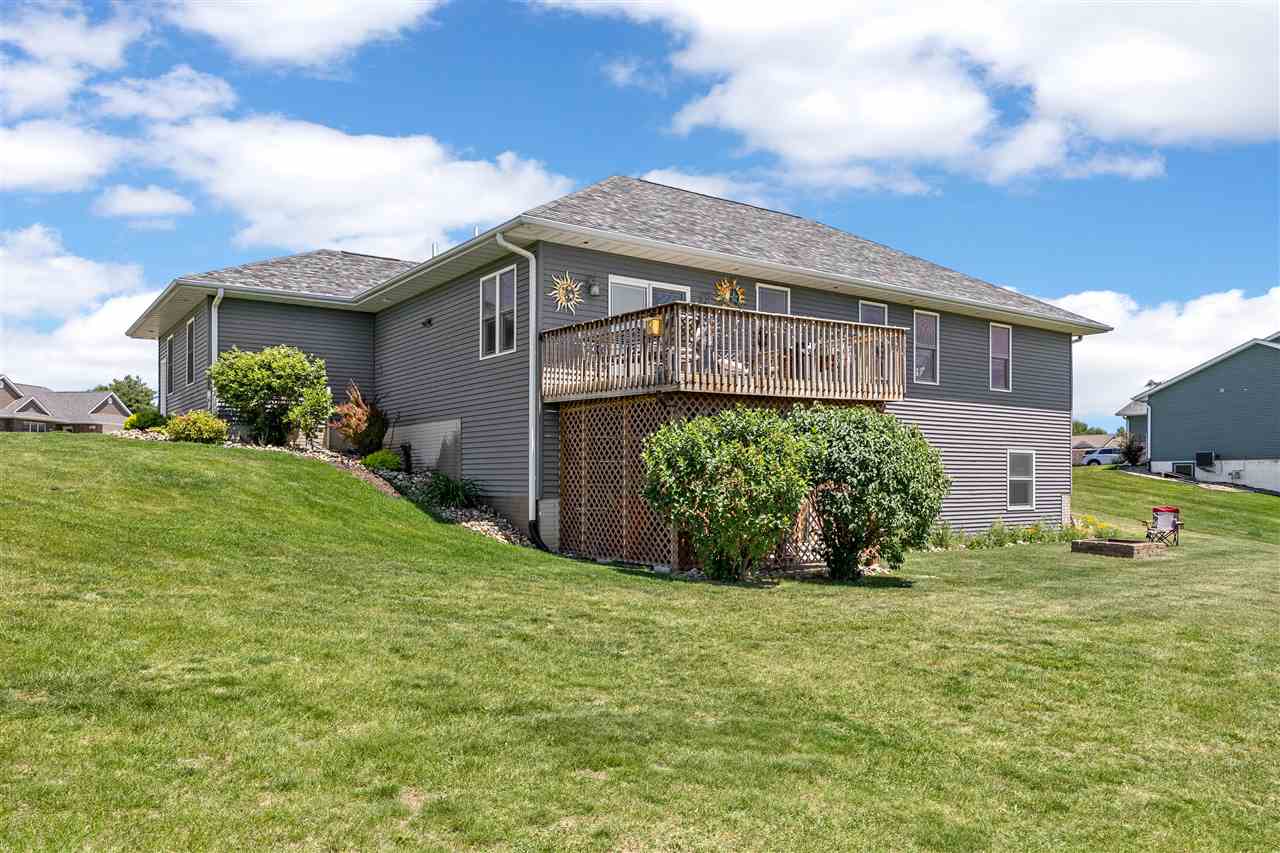 1490 Ridgeview Avenue West Liberty, IA 52776 - Photo 29 of 39 Gallery Image 29
