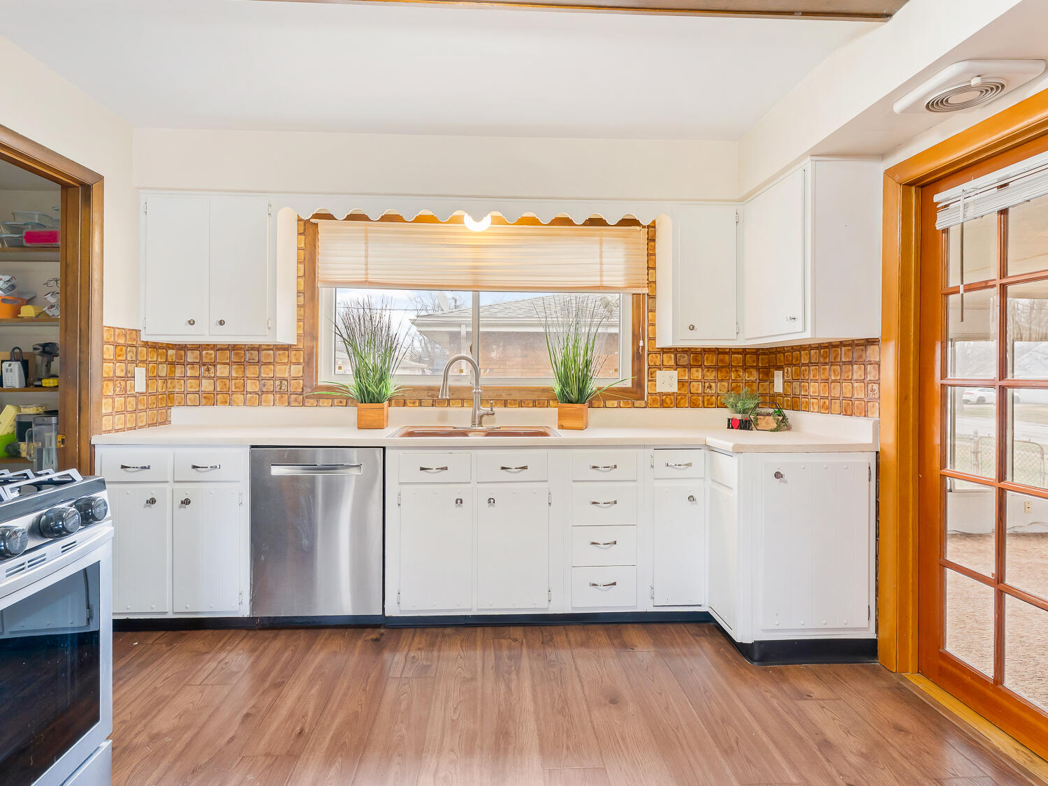 9339 Cleveland Street Crown Point, IN 46307 - Photo 9 of 33 1500x1125