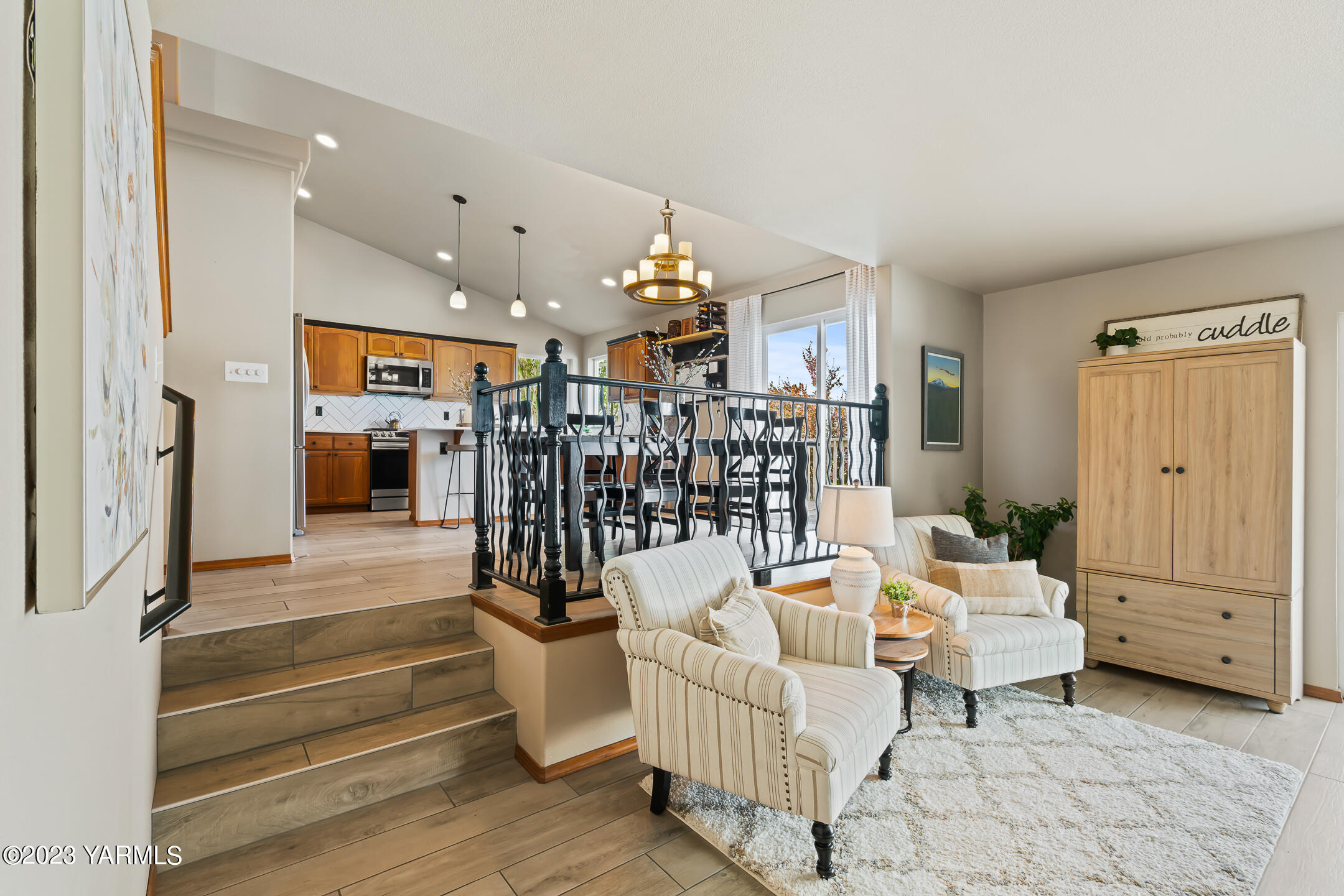 4702 Goat Rocks Court Yakima, WA 98901 - Photo 14 of 36 a living room with furniture and wooden floor