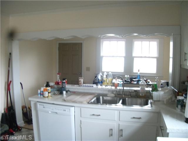 514 Playground Road Archdale, NC 27263 - Photo 4 of 9 Kitchen.