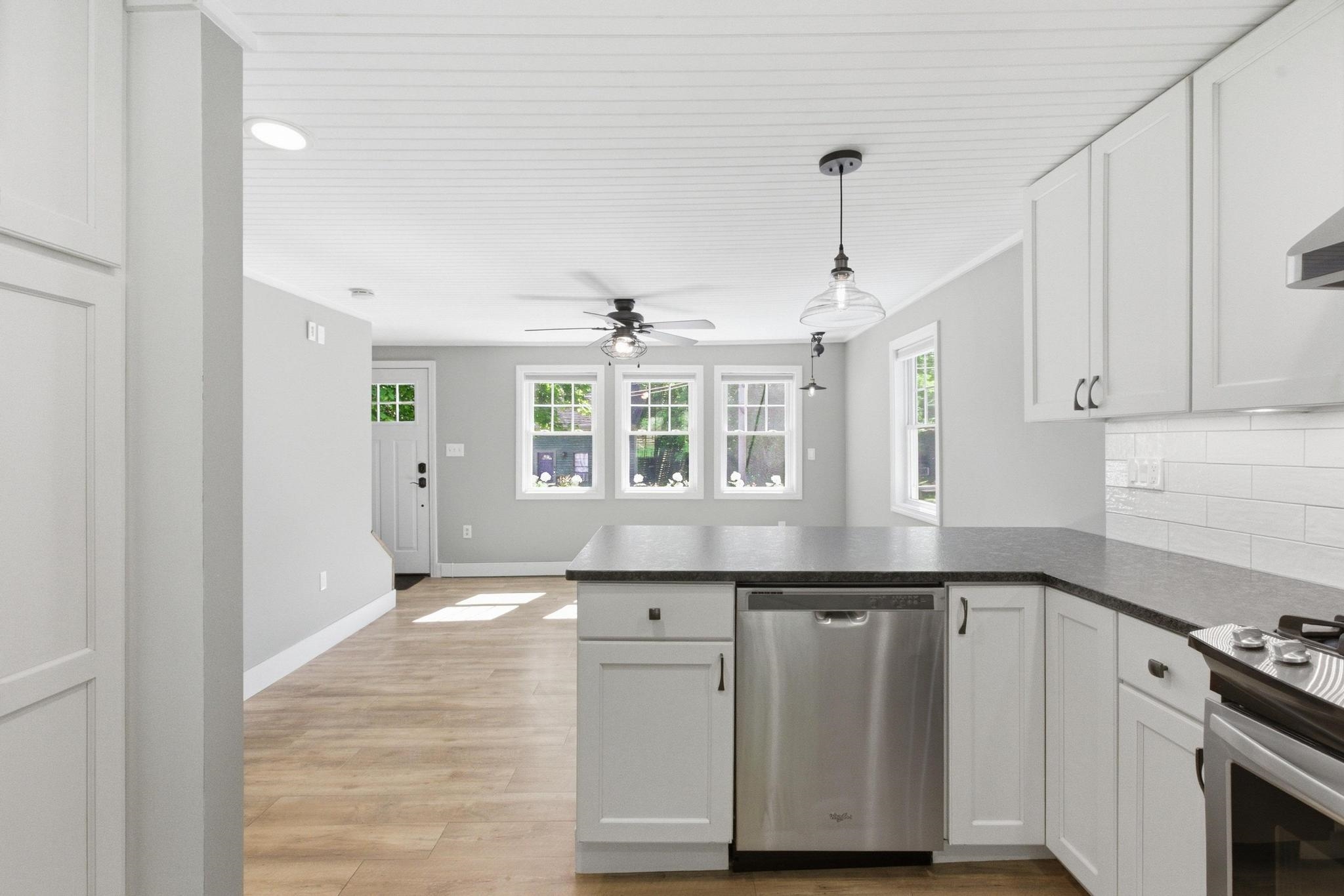 30 George Street Dover, NH 03820 - Photo 12 of 28
