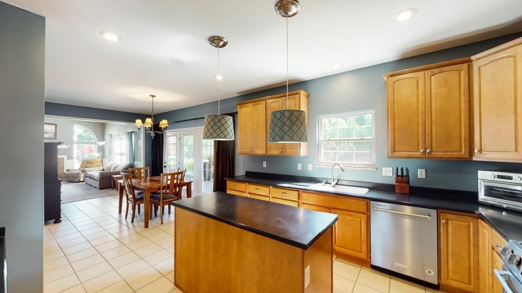 7980 Austin Ridge Drive Cincinnati, OH 45247 - Photo 5 of 21 Gallery Image 5