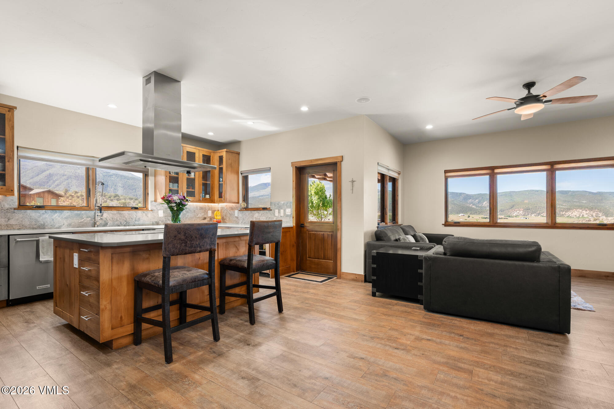 705 Amherst Road Gypsum, CO 81637 - Photo 16 of 55 Kitchen