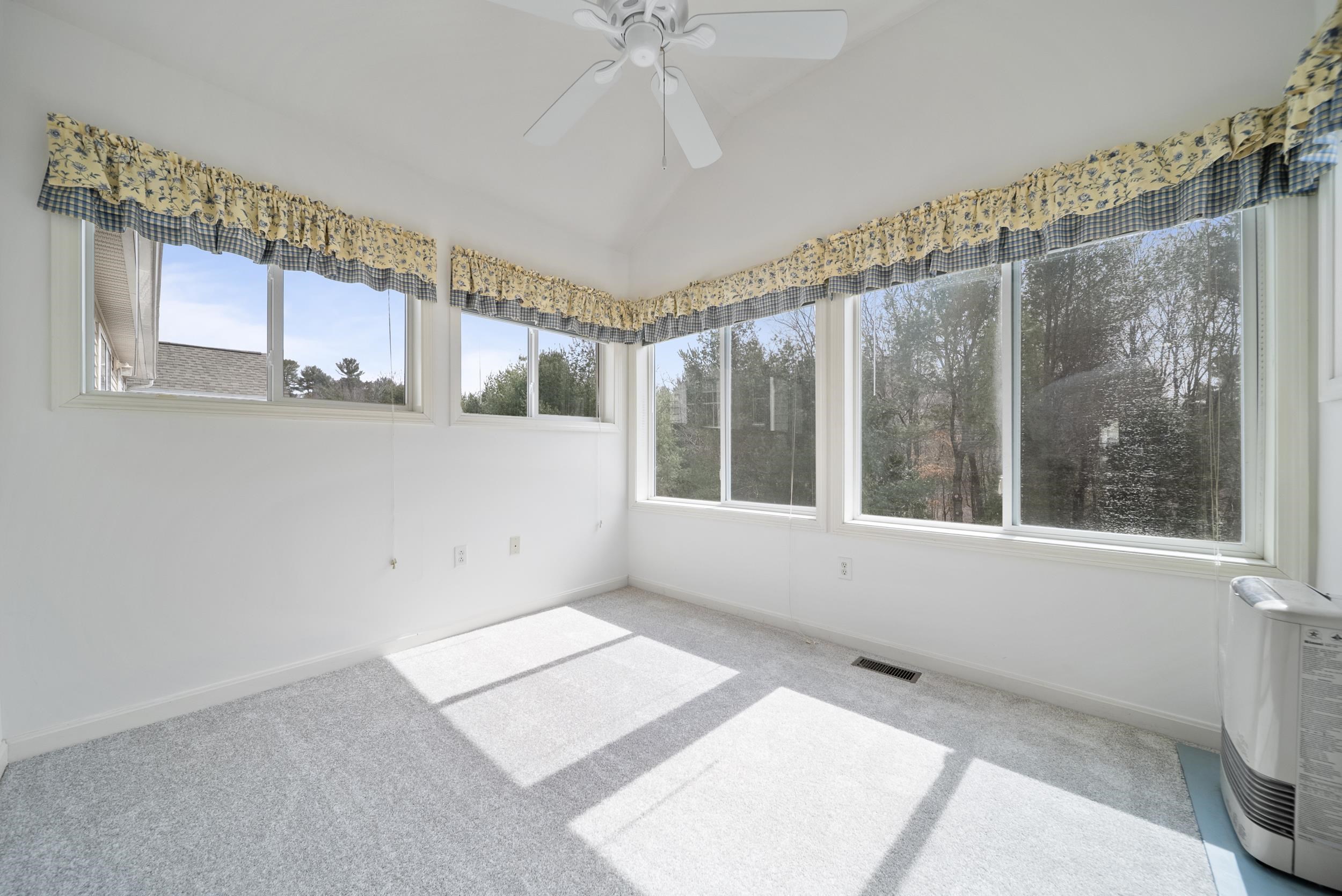 27 Pleasant Street Windham, NH 03087 - Photo 14 of 37 Gallery Image 14