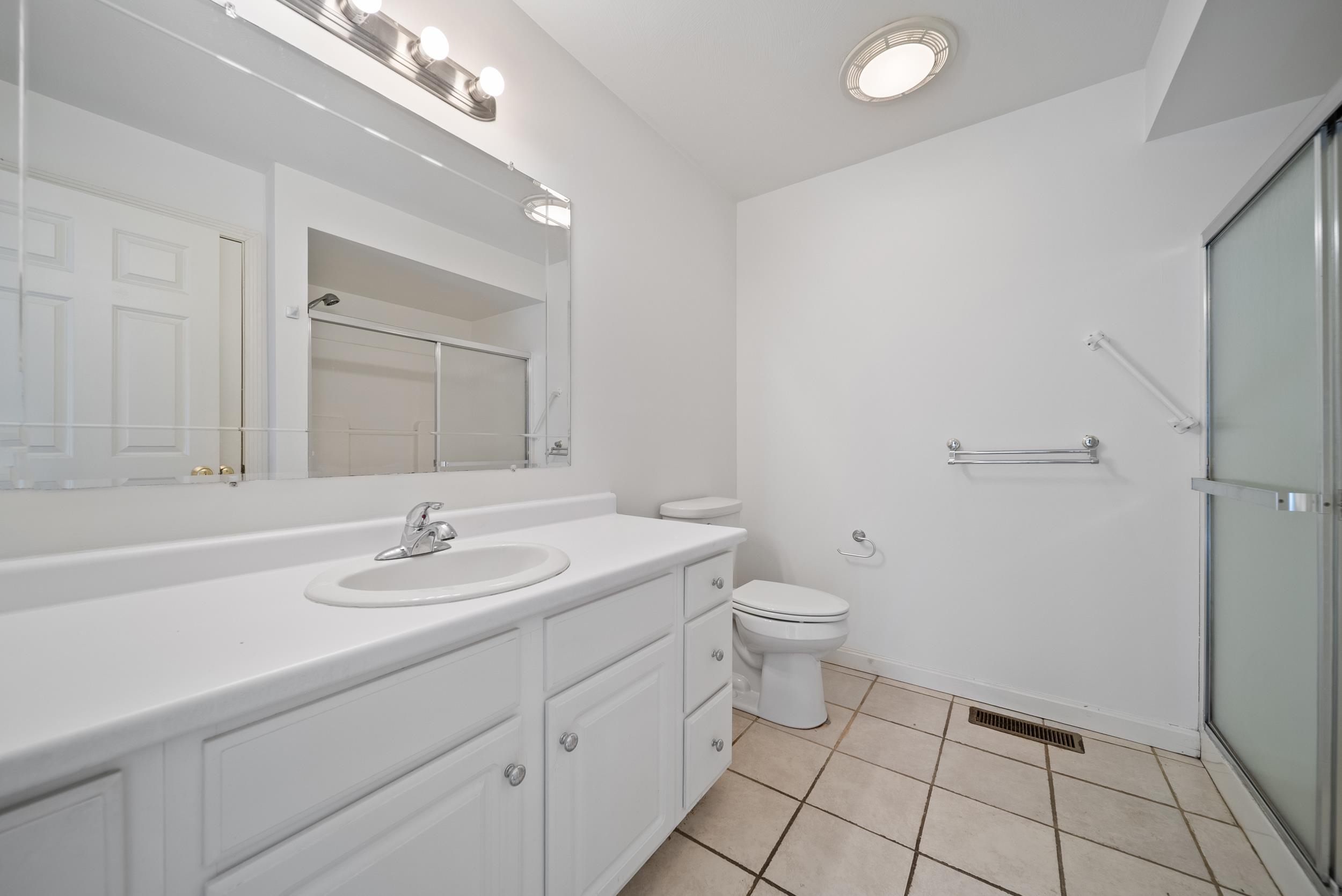 27 Pleasant Street Windham, NH 03087 - Photo 18 of 37 Gallery Image 18