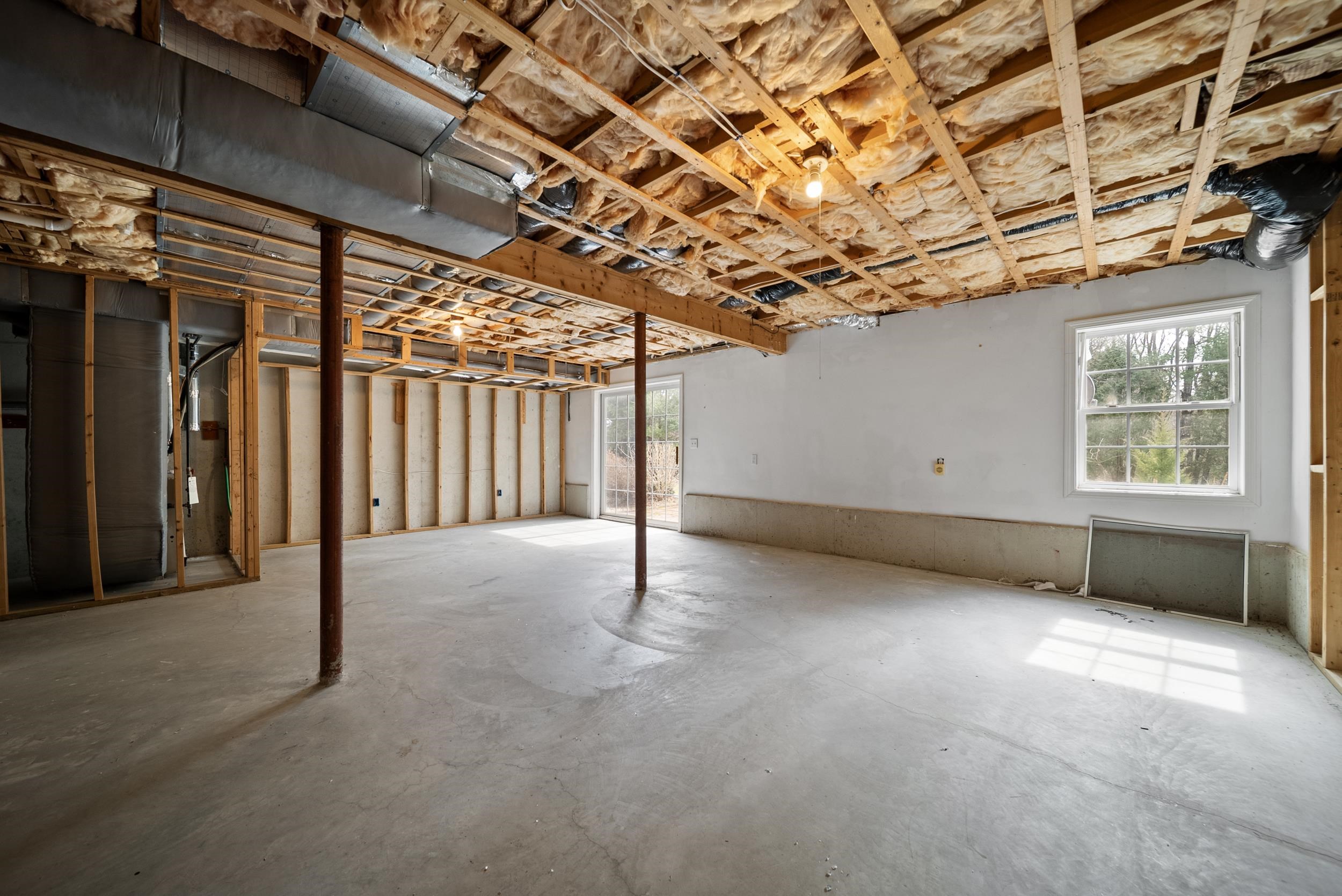 27 Pleasant Street Windham, NH 03087 - Photo 26 of 37 Gallery Image 26