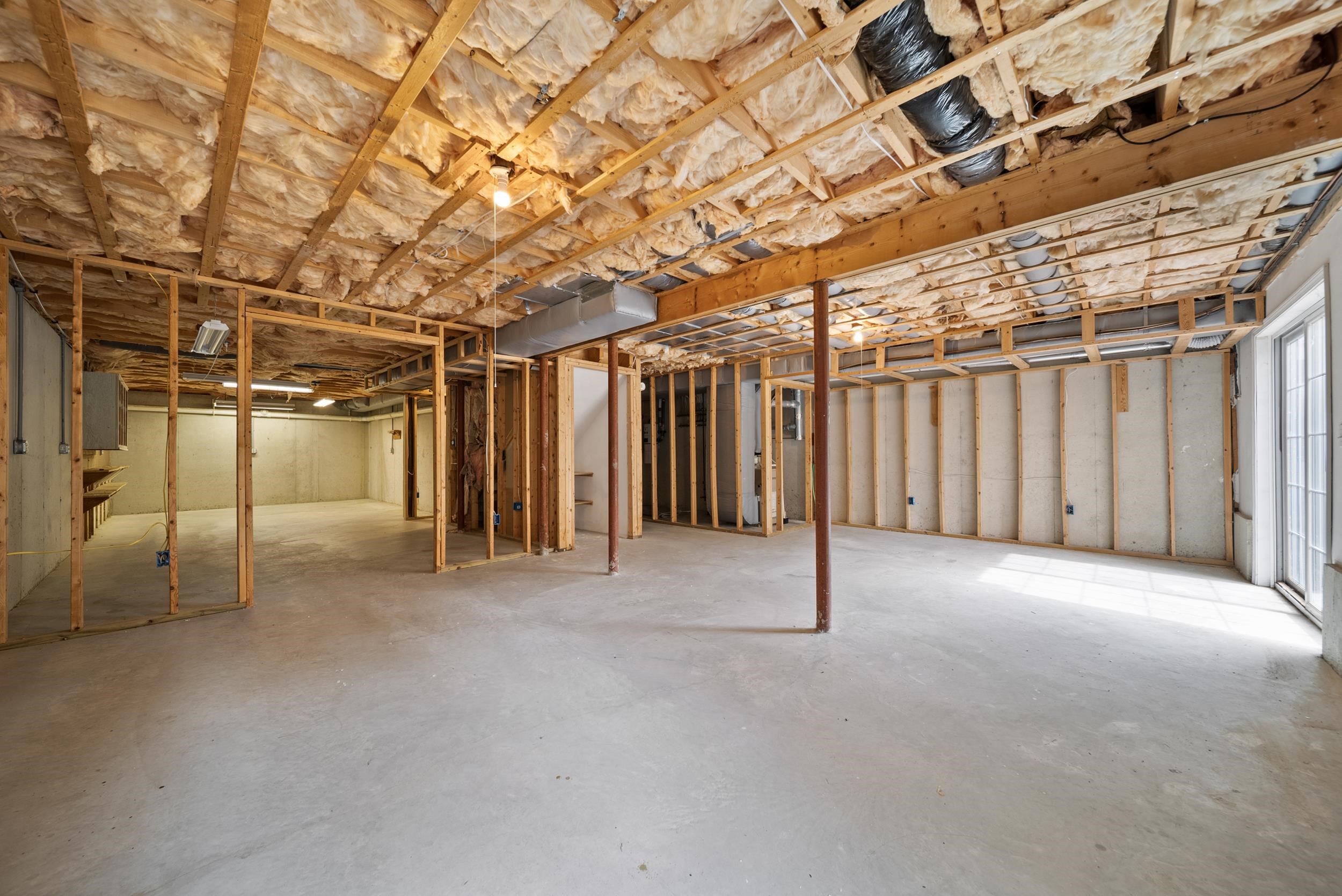 27 Pleasant Street Windham, NH 03087 - Photo 27 of 37 Gallery Image 27