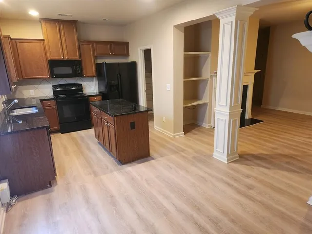 $2,250 | 3702 Brockenhurst Drive, Buford, GA 30519