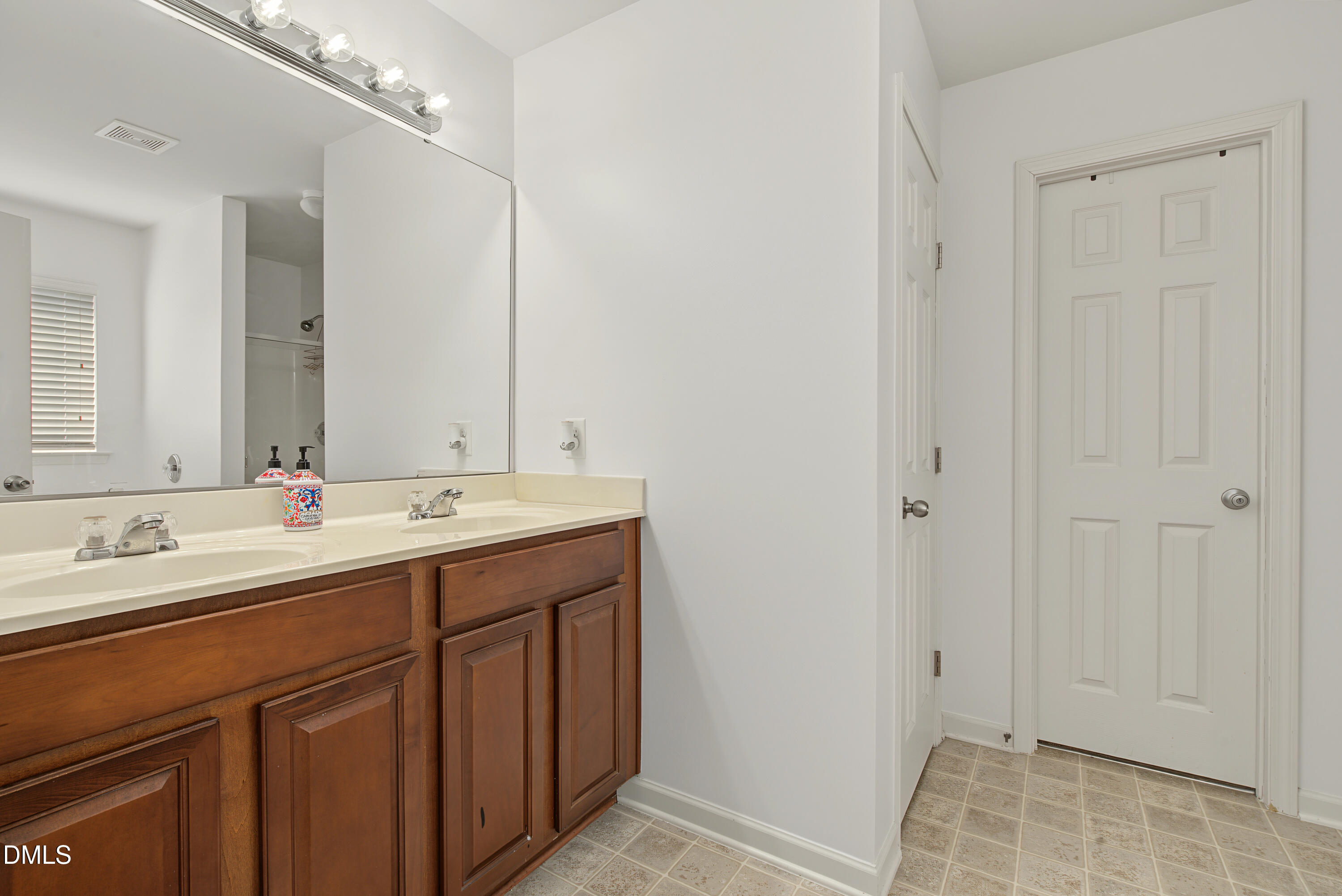5165 Busted Rock Trail Raleigh, NC 27610 - Photo 21 of 40 DSC09055