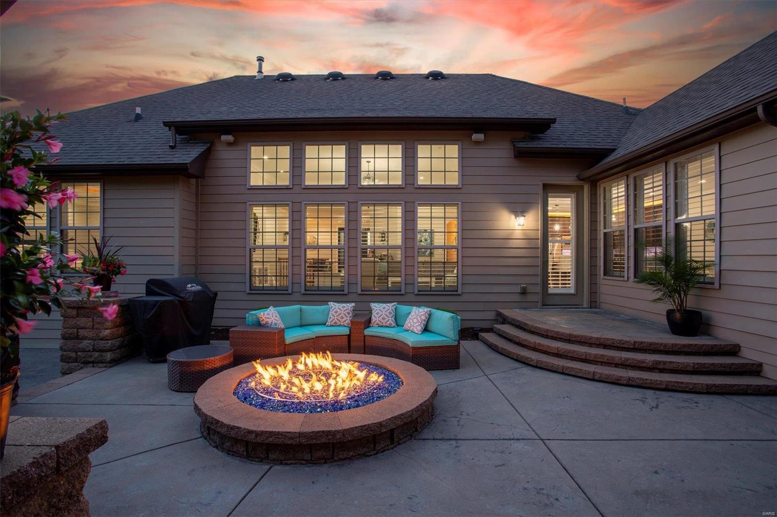 2370 Spring Mill Estates Drive St. Charles, MO 63303 - Photo 3 of 70