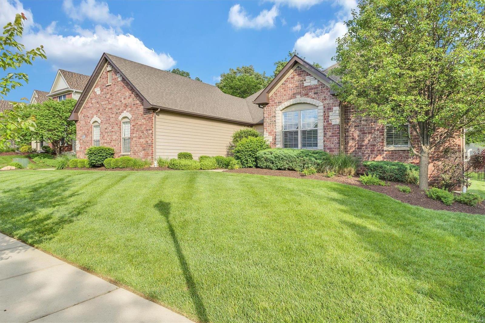 2370 Spring Mill Estates Drive St. Charles, MO 63303 - Photo 5 of 70