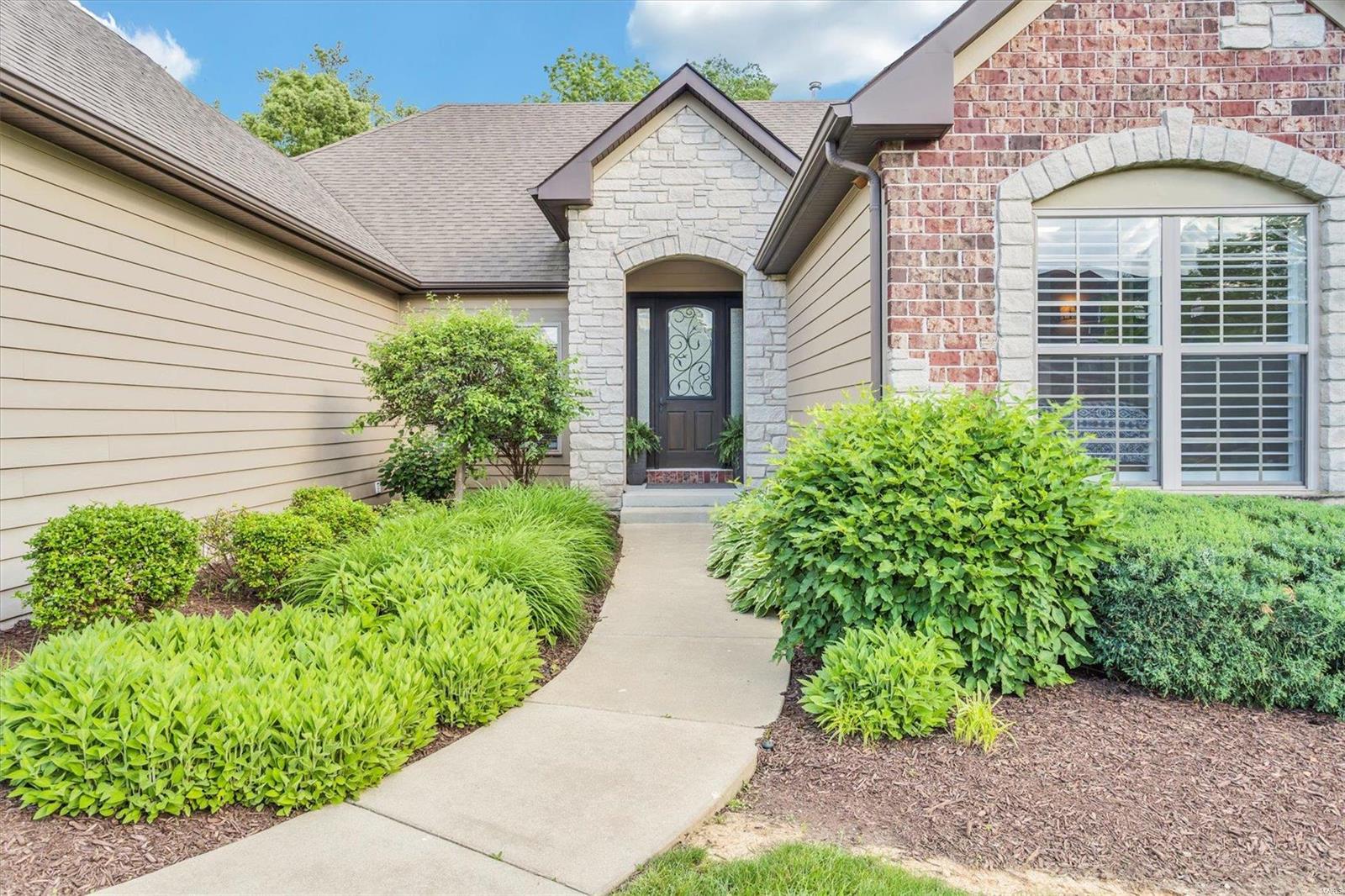 2370 Spring Mill Estates Drive St. Charles, MO 63303 - Photo 6 of 70