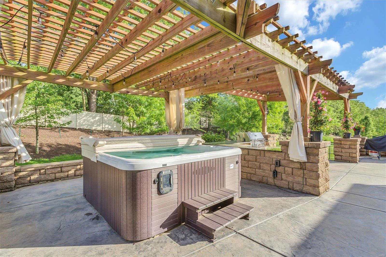 2370 Spring Mill Estates Drive St. Charles, MO 63303 - Photo 10 of 70