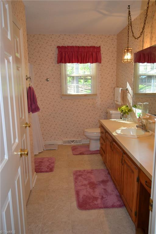 589 Barkworth Road Clemmons, NC 27012 - Photo 14 of 17 Gallery Image 14