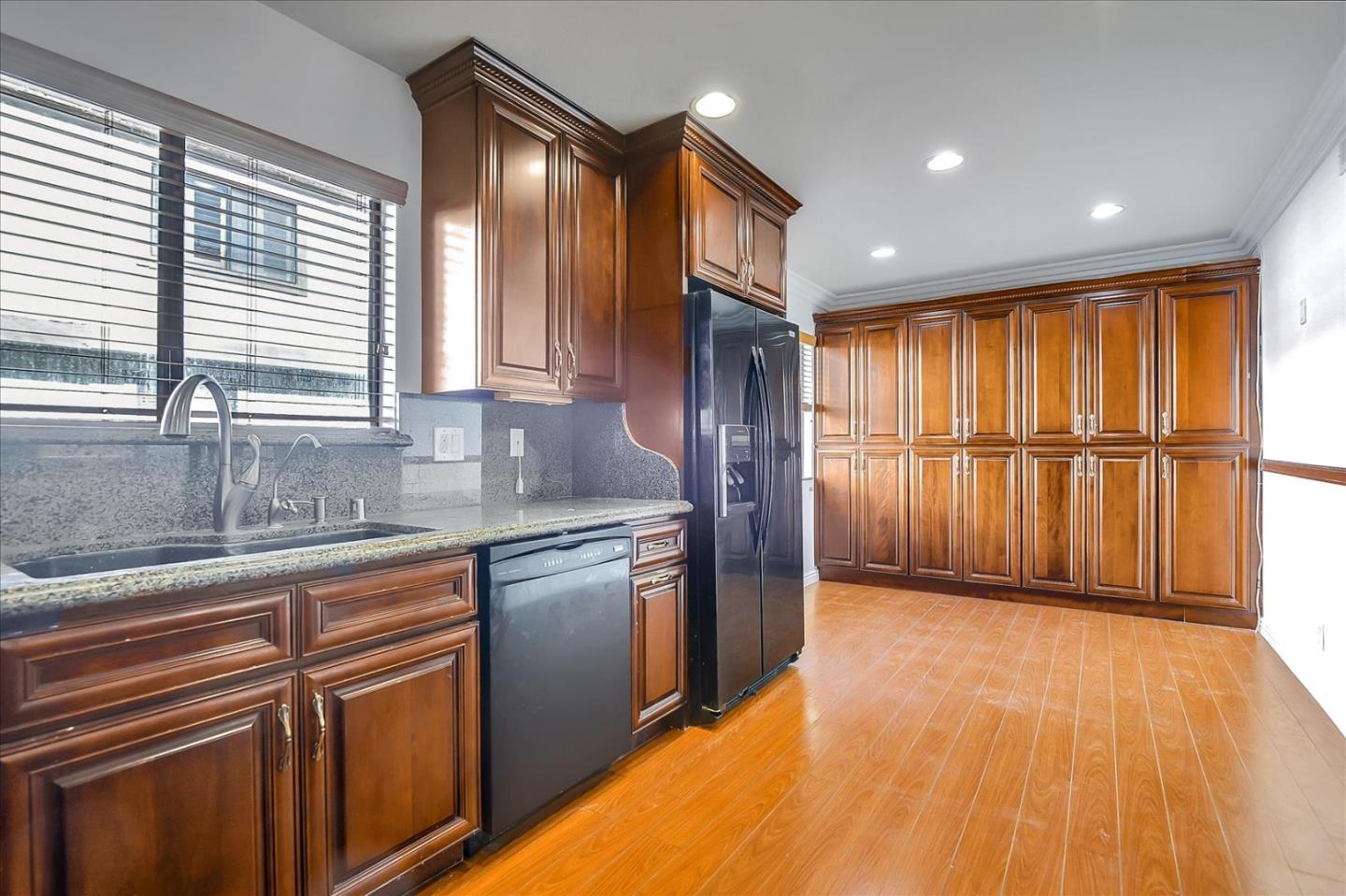 20224 Sherman Way, Unit 64 Winnetka, CA 91306 - Photo 11 of 36