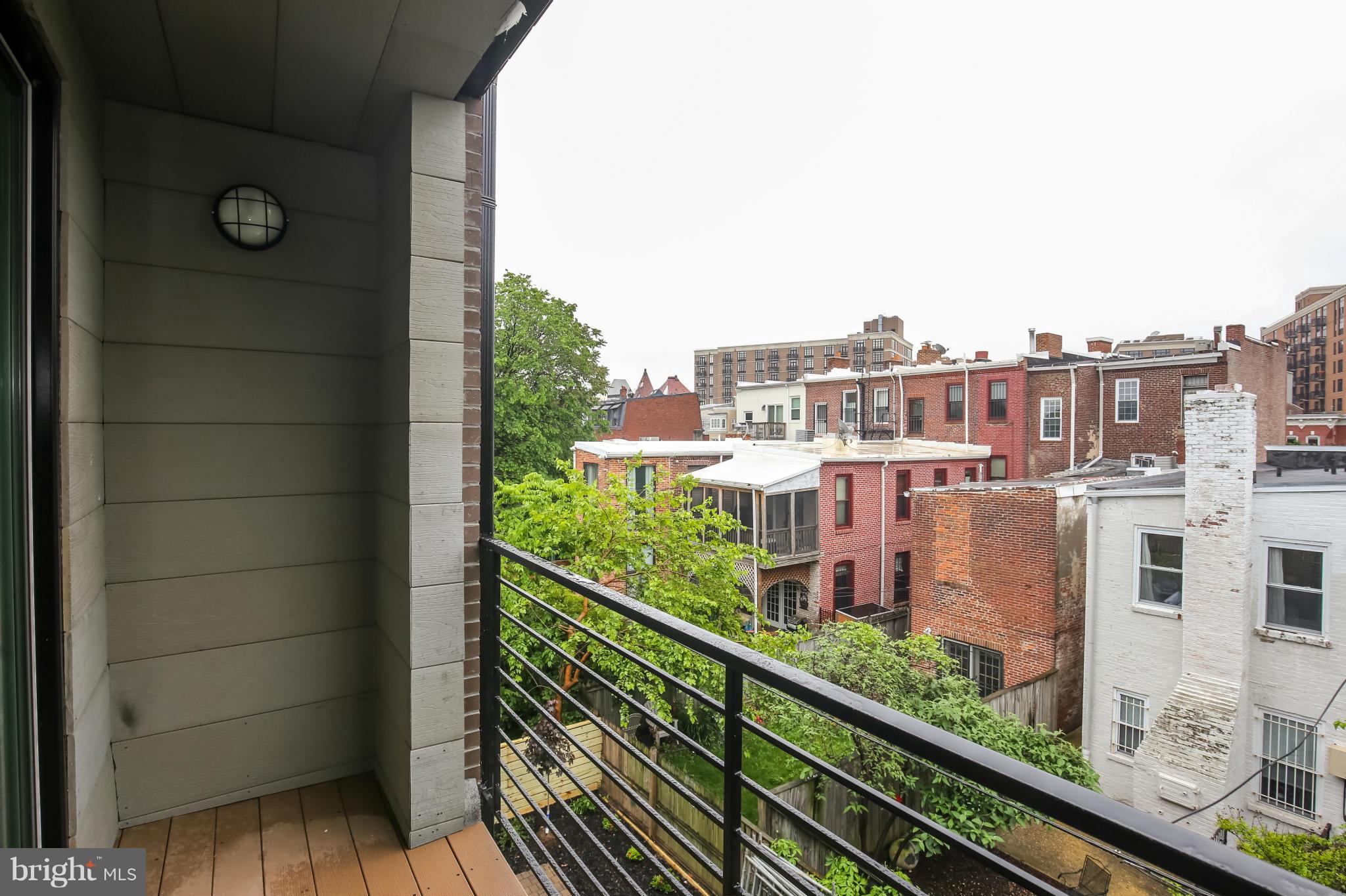 462 Ridge Street Northwest, Unit 5 Washington, DC 20001 - Photo 10 of 11 Balcony