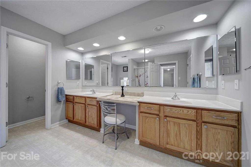 915 Killian Road Stanley, NC 28164 - Photo 22 of 48 Gallery Image 22