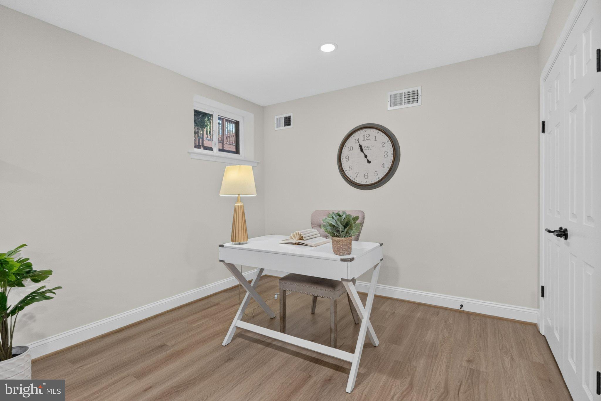 313 Vassar Road Alexandria, VA 22314 - Photo 37 of 58 Gallery Image 37