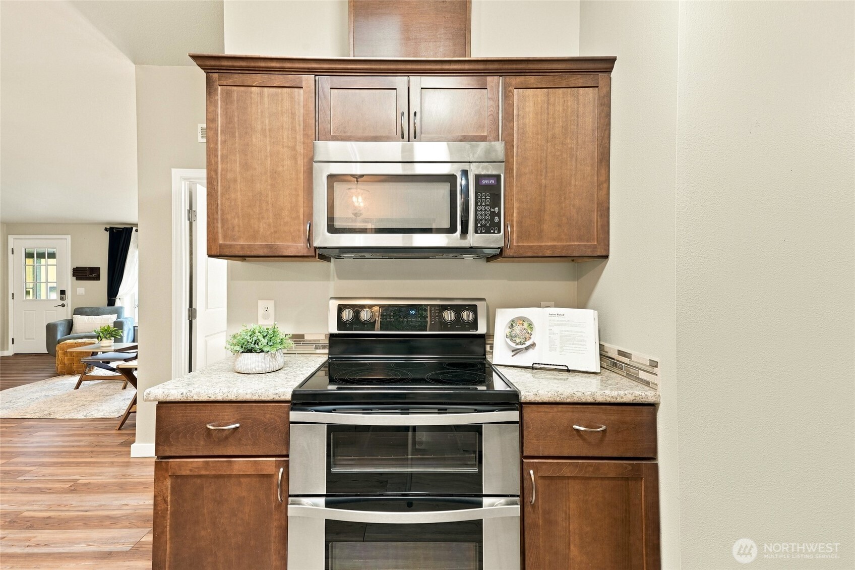 23150 Franklin Road Mount Vernon, WA 98273 - Photo 12 of 40 Gallery Image 12