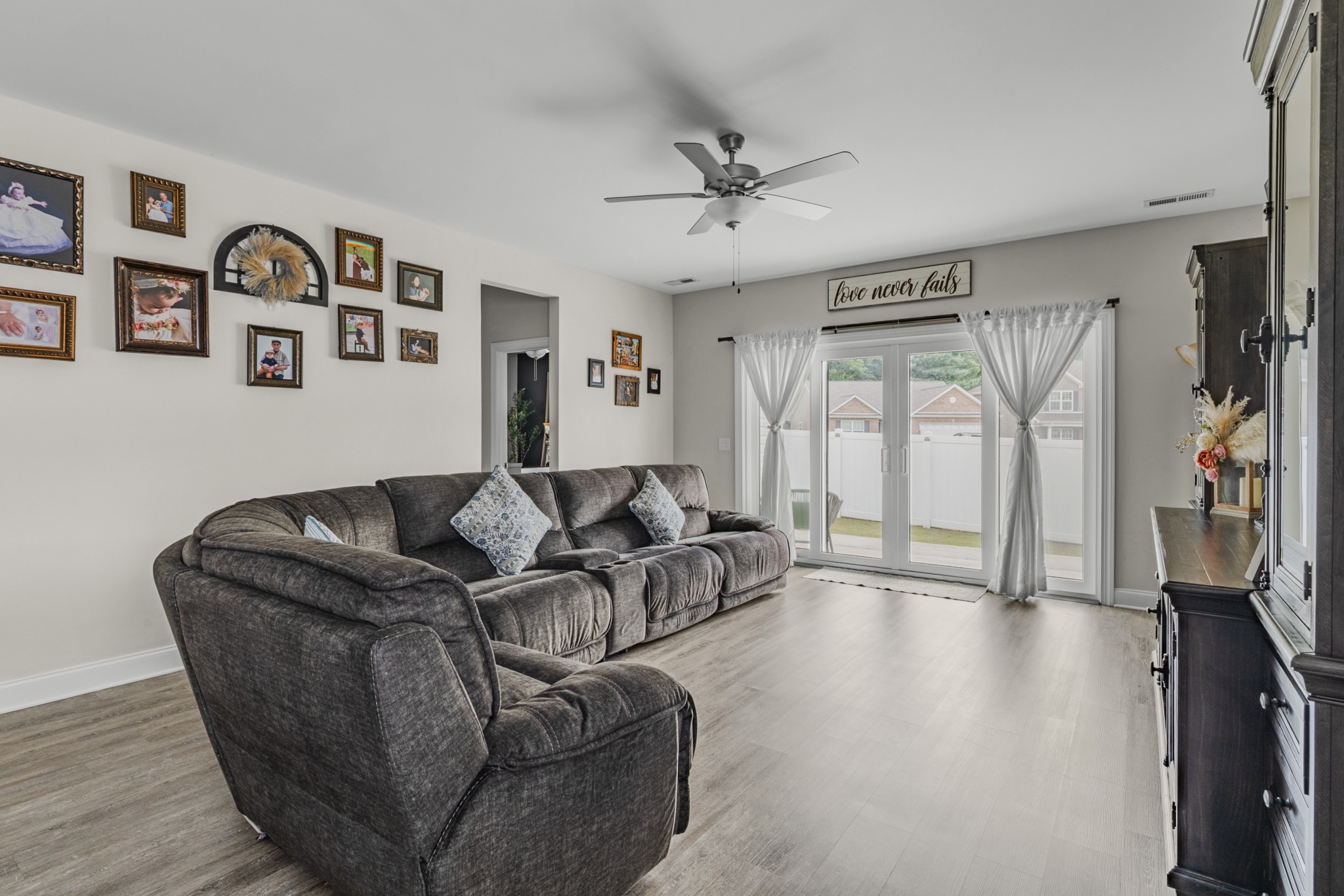 404 Golf Club Lane Springfield, TN 37172 - Photo 14 of 38 a living room with furniture and a window