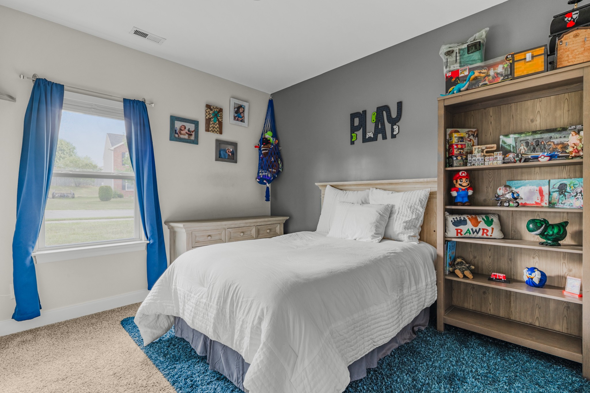 404 Golf Club Lane Springfield, TN 37172 - Photo 28 of 38 a bedroom with a bed and closet