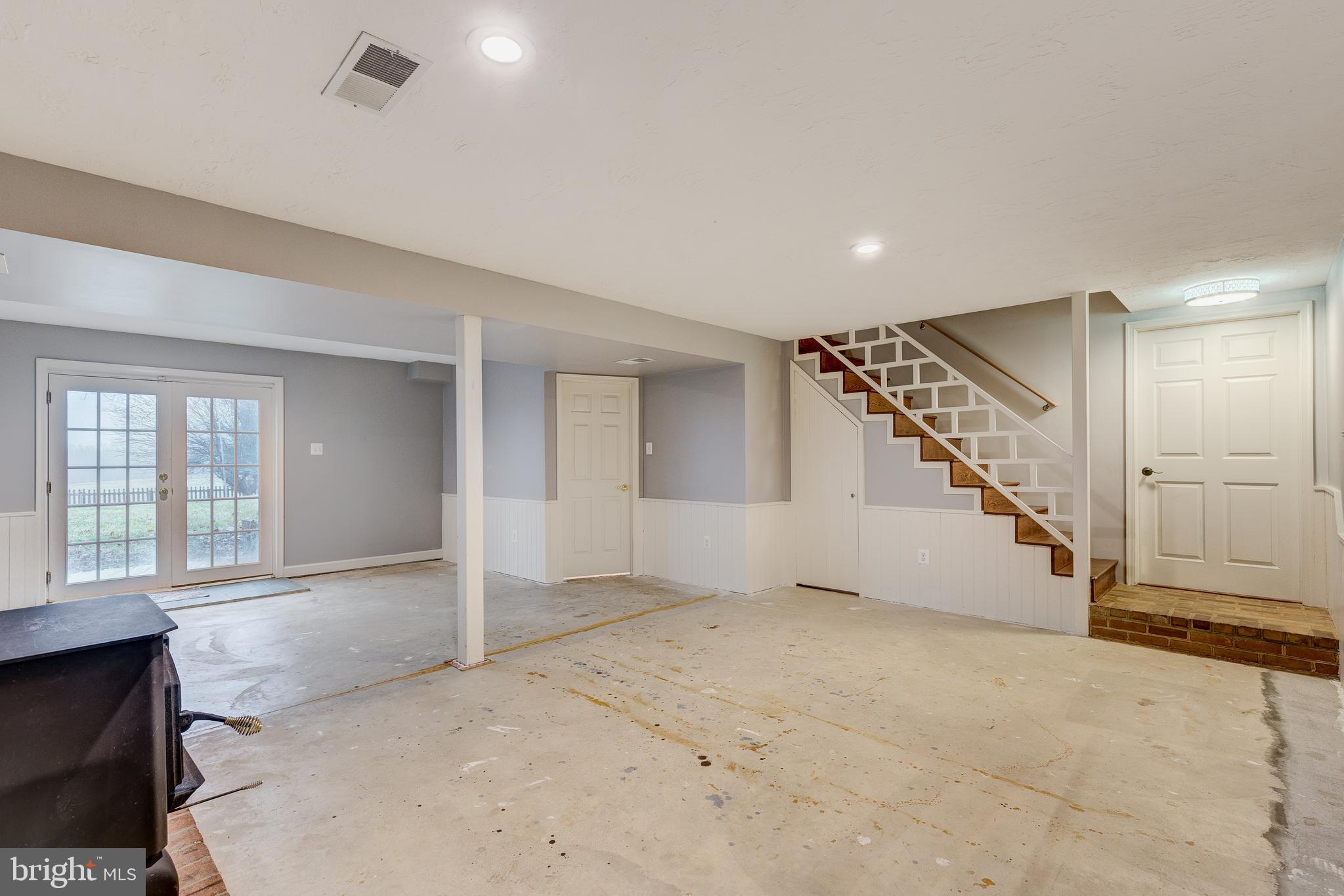 16009 Trenton Road Upperco, MD 21155 - Photo 33 of 43 Lots of space