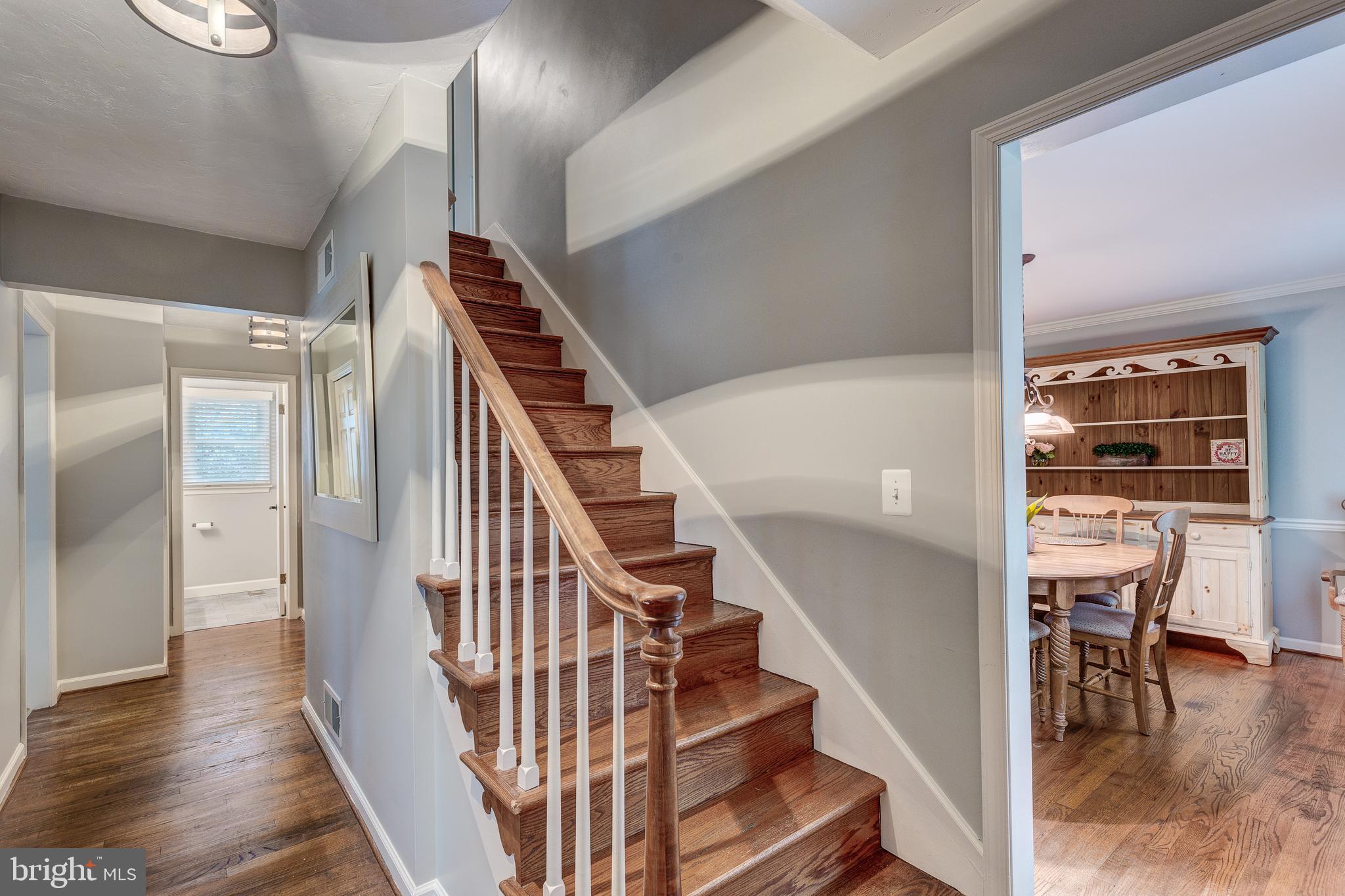 16009 Trenton Road Upperco, MD 21155 - Photo 5 of 43 Welcoming foyer