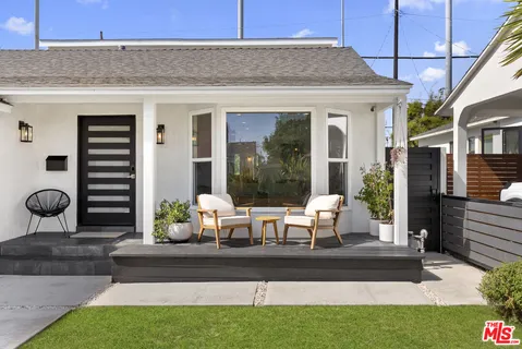 $2,290,000 | 3867 Lyceum Avenue, Los Angeles, CA 90066