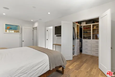 $2,450,000 | 3867 Lyceum Avenue, Los Angeles, CA 90066