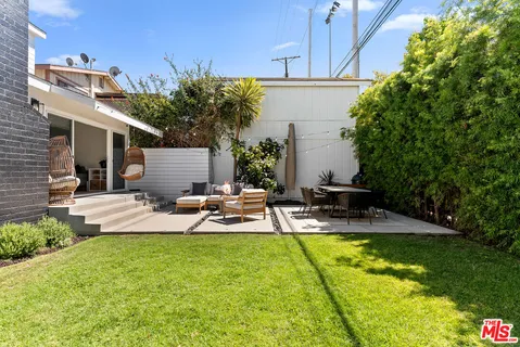 $2,290,000 | 3867 Lyceum Avenue, Los Angeles, CA 90066