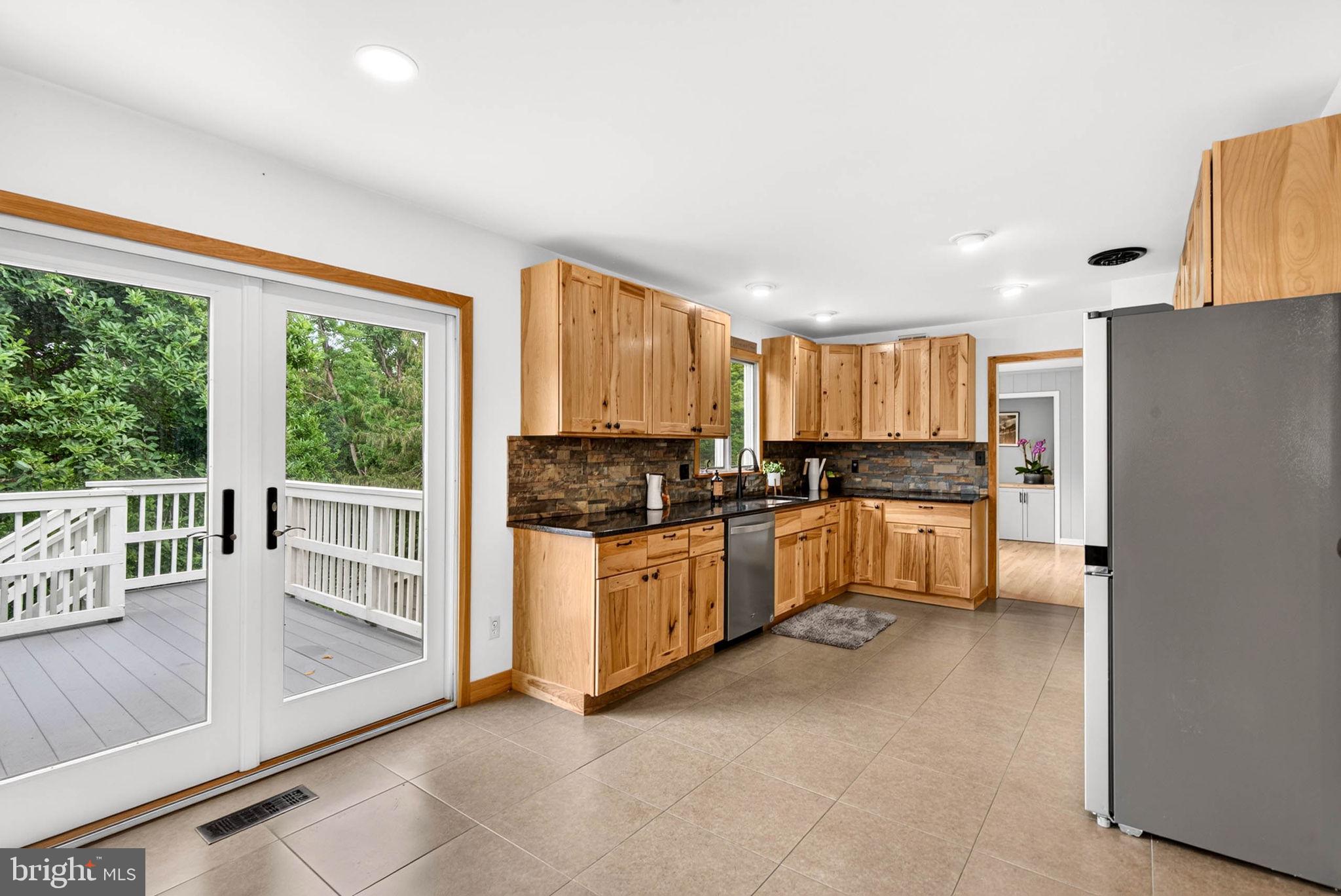 8 Manor Brook Road Monkton, MD 21111 - Photo 15 of 60 Bright and inviting kitchen retreat.