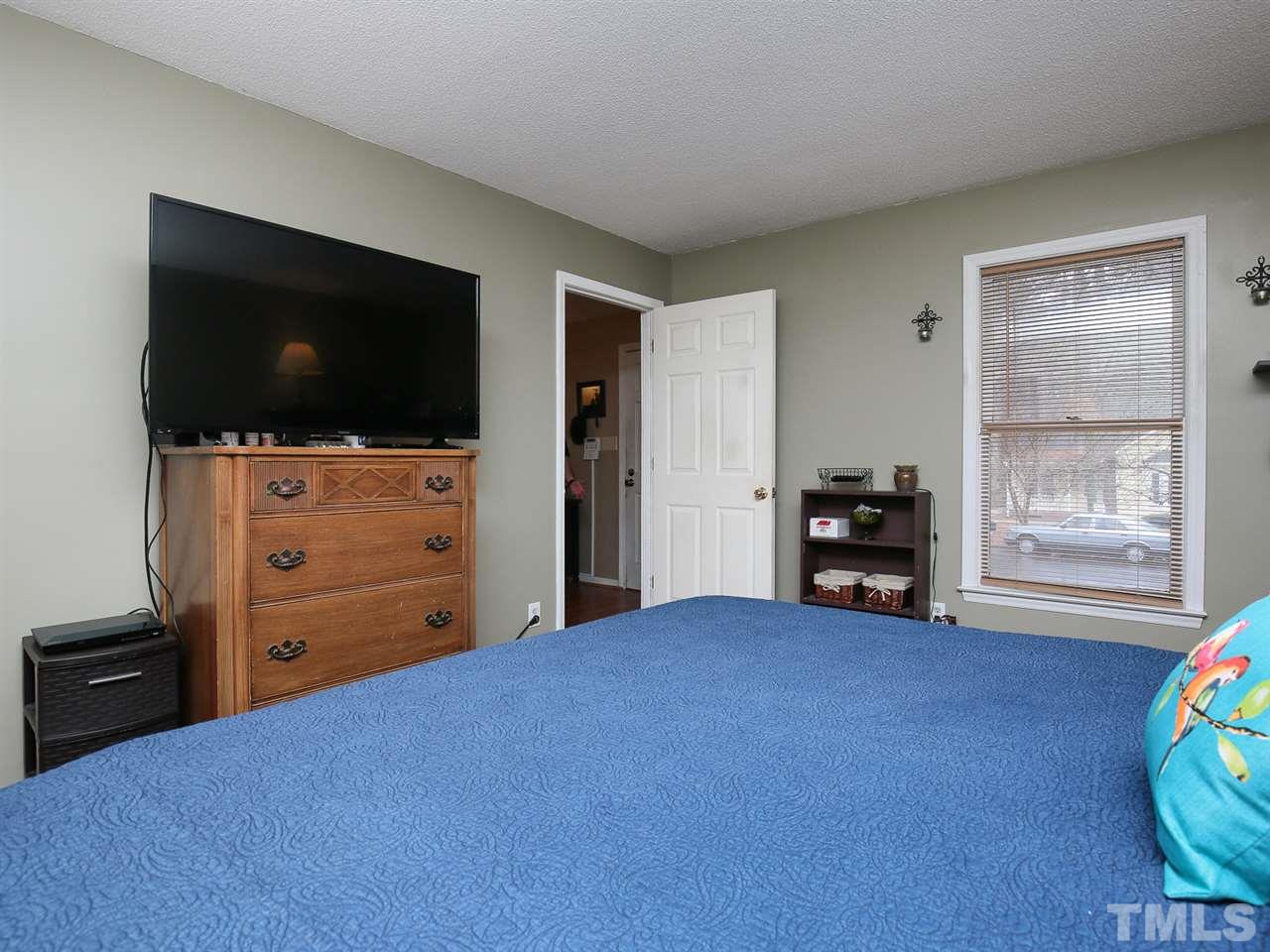 4617 Thurmount Place Raleigh, NC 27604 - Photo 15 of 25