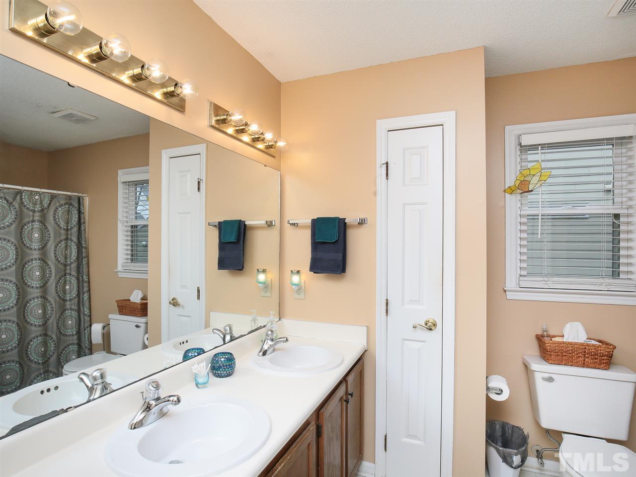 4617 Thurmount Place Raleigh, NC 27604 - Photo 16 of 25