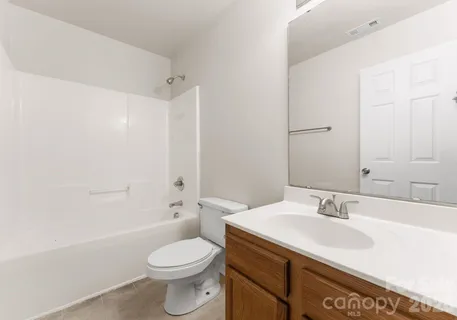 $247,000 | 5152 Brooktree Drive, Charlotte, NC 28208