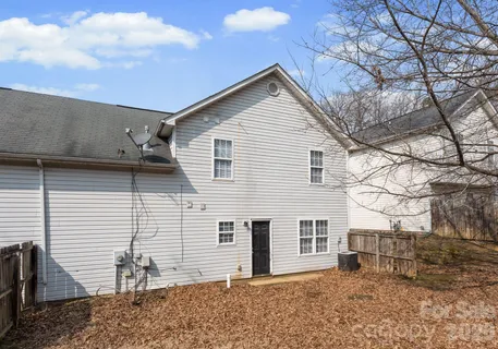 $247,000 | 5152 Brooktree Drive, Charlotte, NC 28208