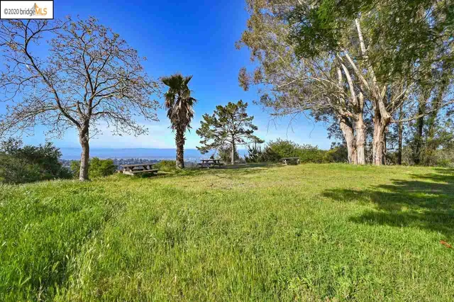 $1,750,000 | 5100 Thorndale Drive, Oakland, CA 94611