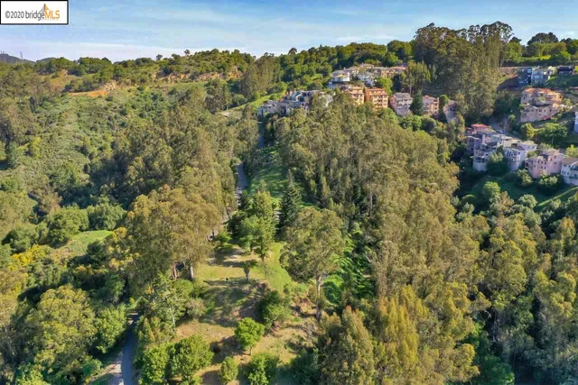 $1,750,000 | 5100 Thorndale Drive, Oakland, CA 94611