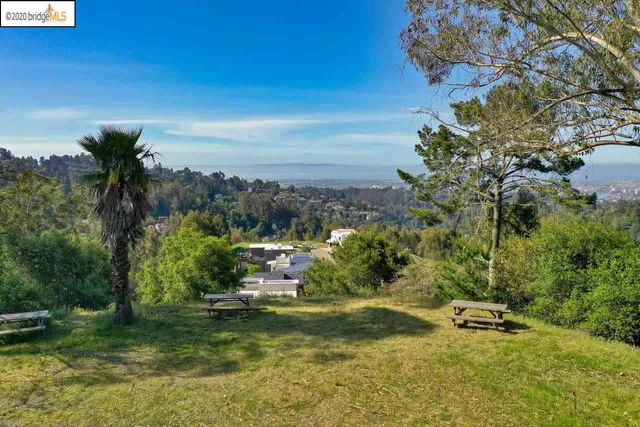 $1,750,000 | 5100 Thorndale Drive, Oakland, CA 94611