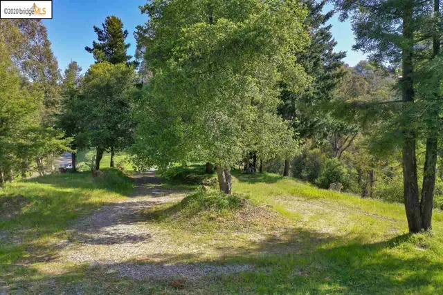 $1,750,000 | 5100 Thorndale Drive, Oakland, CA 94611