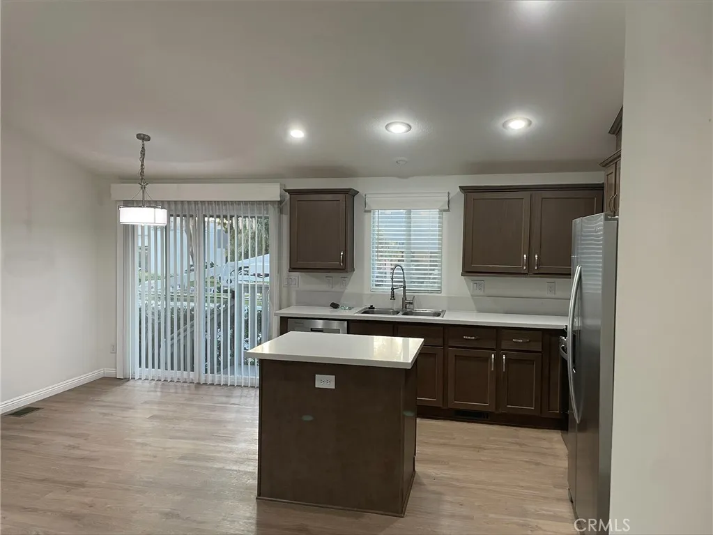 520 Pine Goleta Ca, Unit 4 Goleta, CA 93117 - Photo 5 of 13
