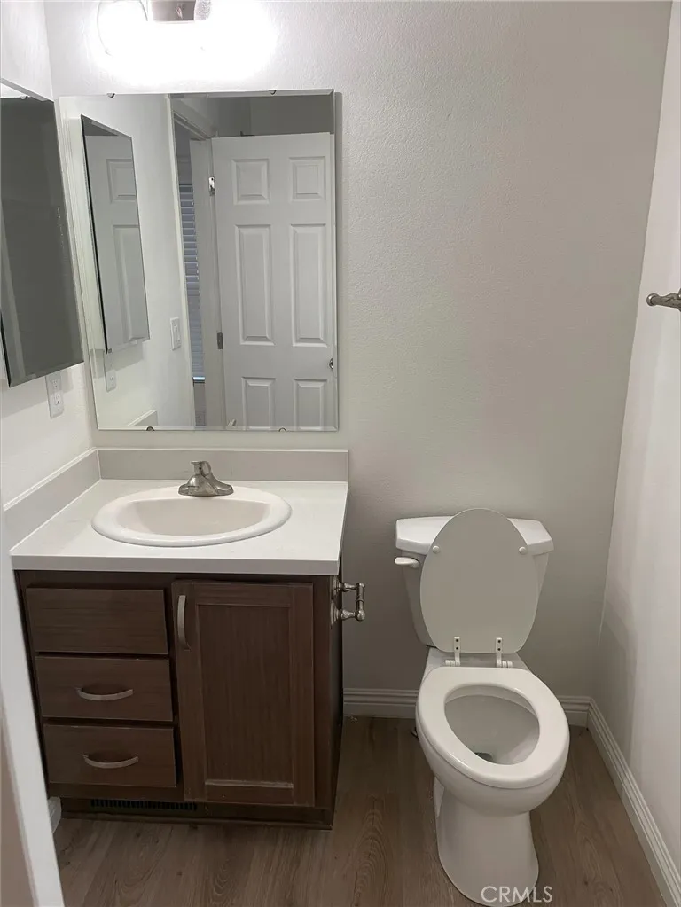 520 Pine Goleta Ca, Unit 4 Goleta, CA 93117 - Photo 8 of 13