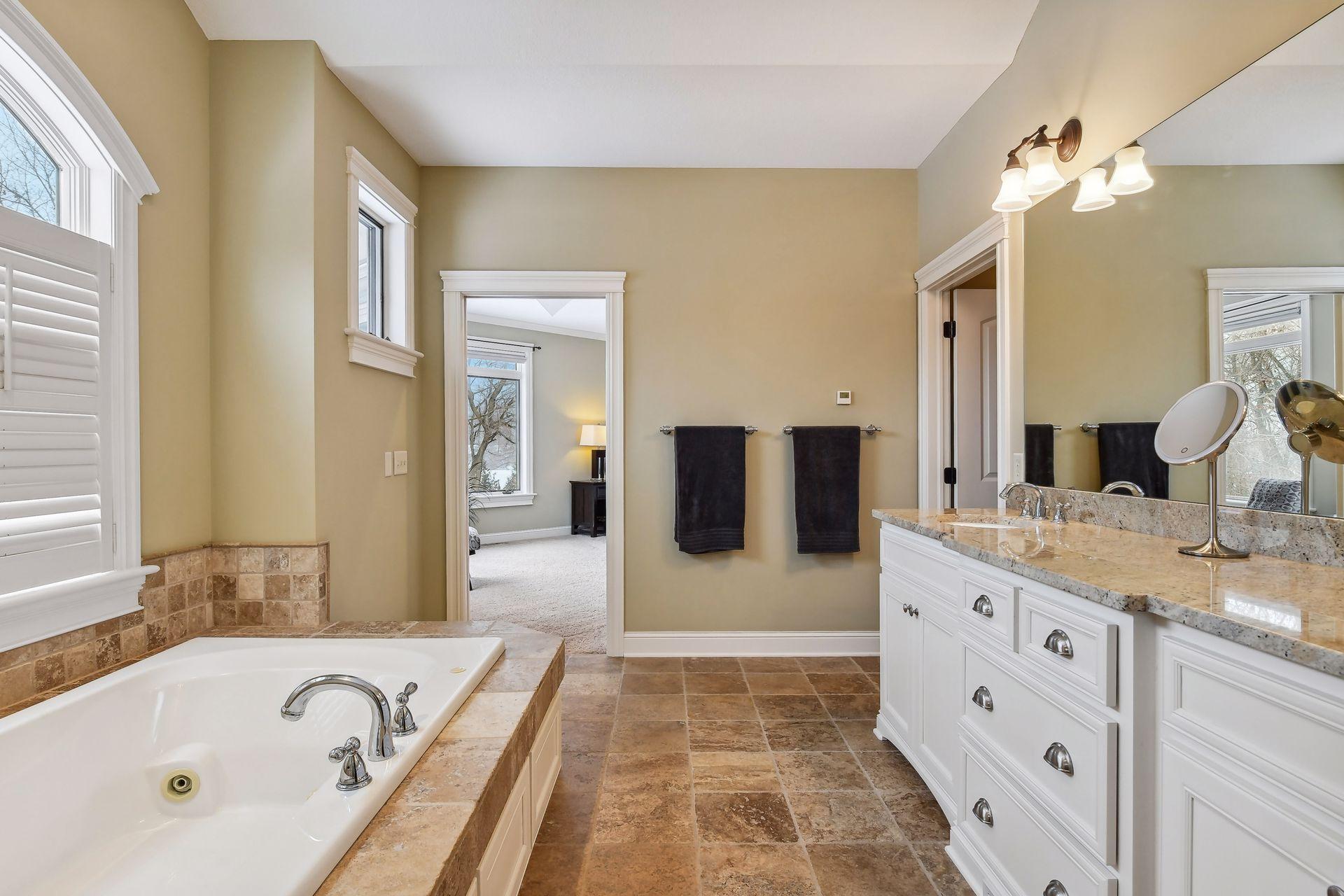 6488 Murray Hill Road Chanhassen, MN 55331 - Photo 33 of 56 Gallery Image 33