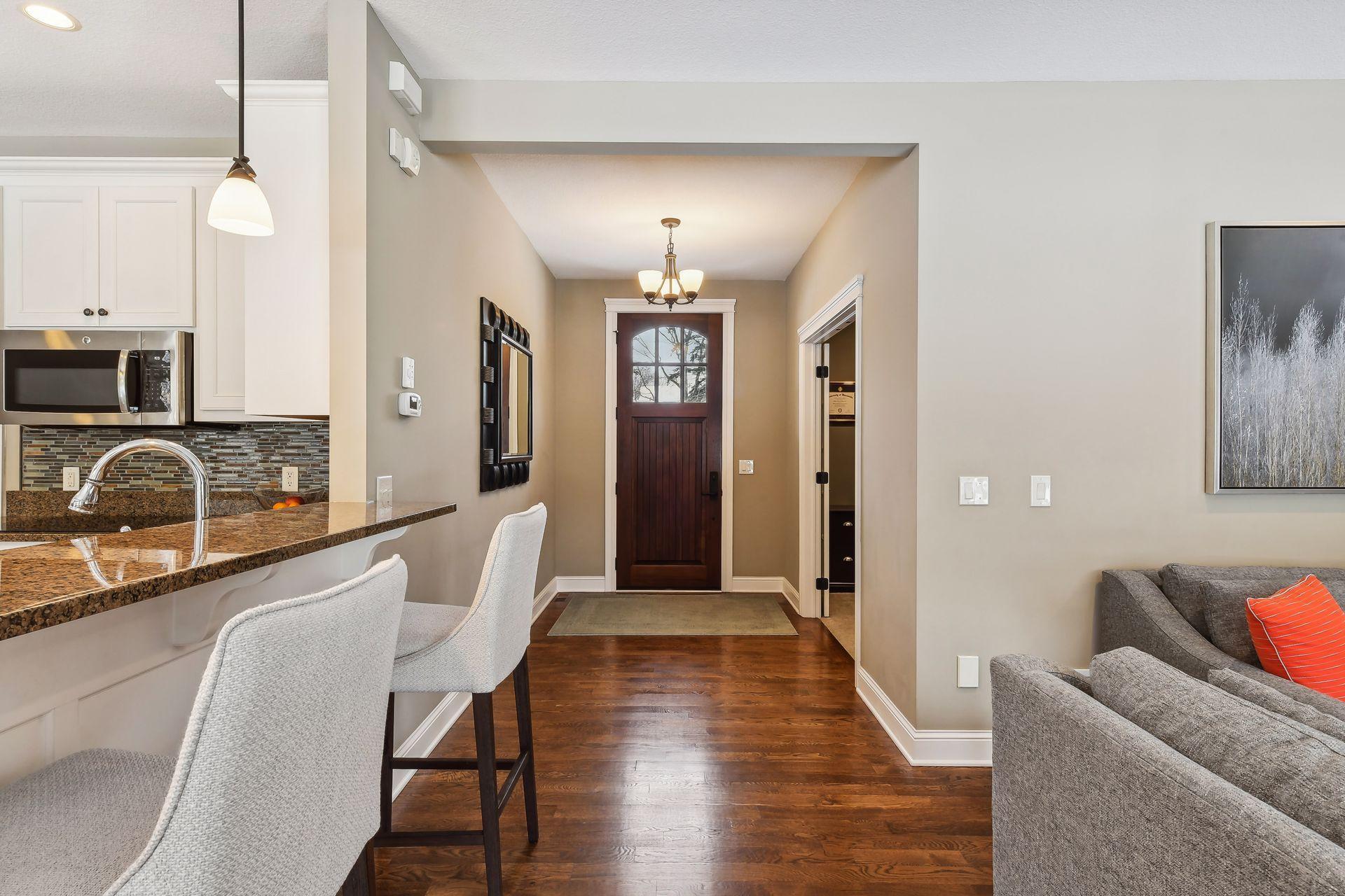 6488 Murray Hill Road Chanhassen, MN 55331 - Photo 5 of 56 Gallery Image 5