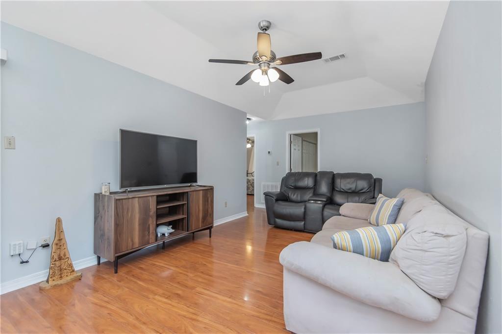 401 Florida Street River Ridge, LA 70123 - Photo 11 of 27