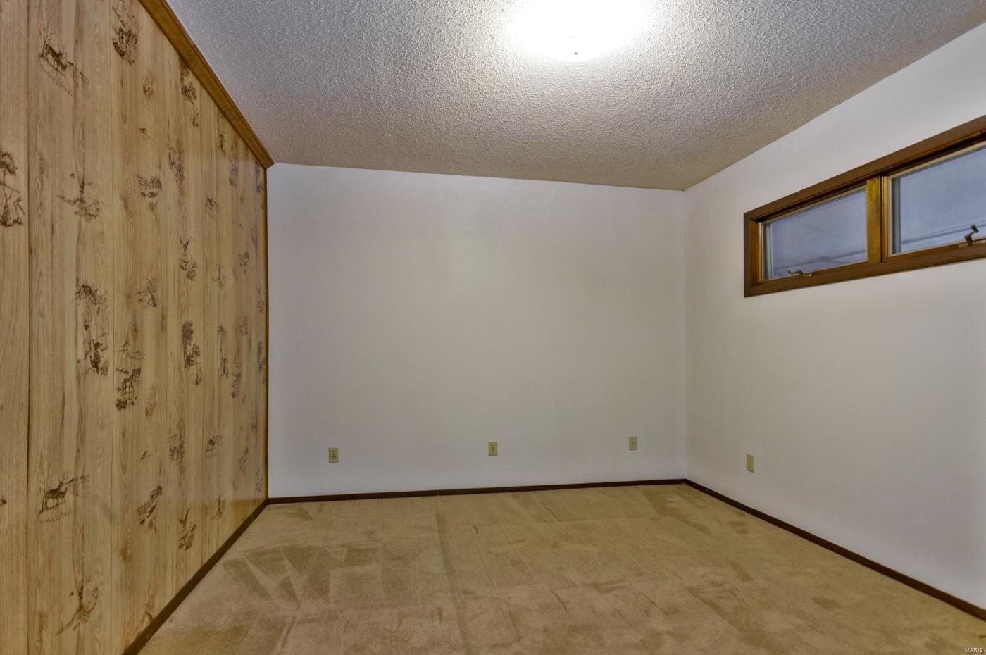 935 Main Street Alton, IL 62002 - Photo 11 of 27 Gallery Image 11