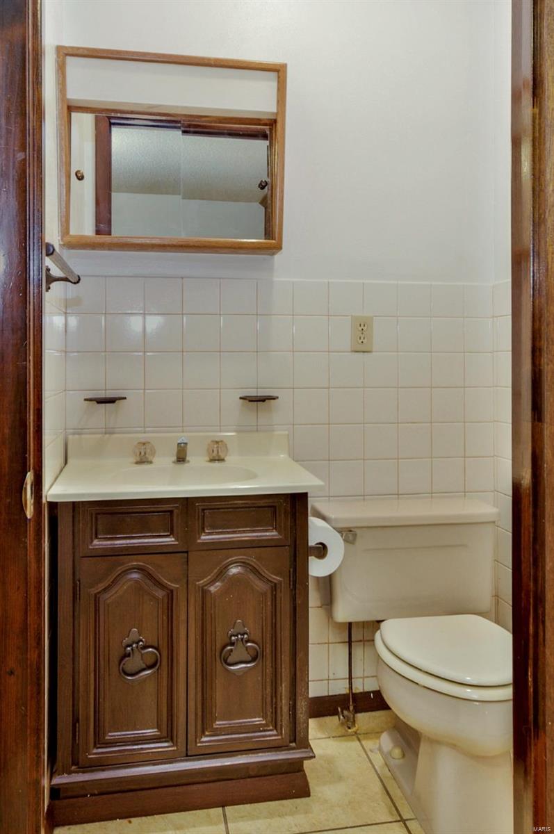 935 Main Street Alton, IL 62002 - Photo 12 of 27 Gallery Image 12